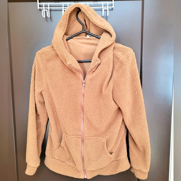 sherpa Jackets & Blazers - Sherpa looking zip up hoodie.